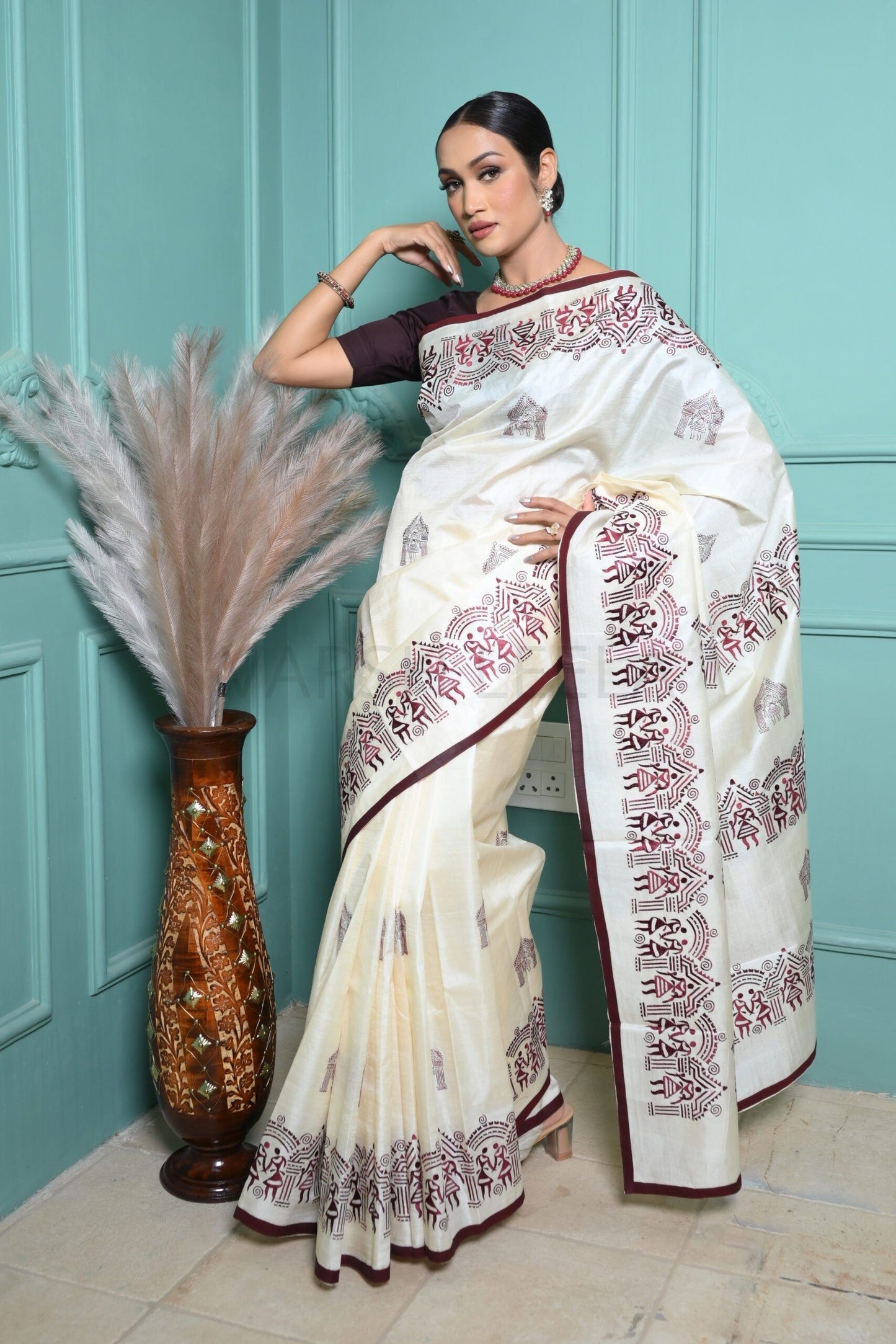 Off White Handloom Pure Kosa Silk Saree with Bastar Embroidery Work