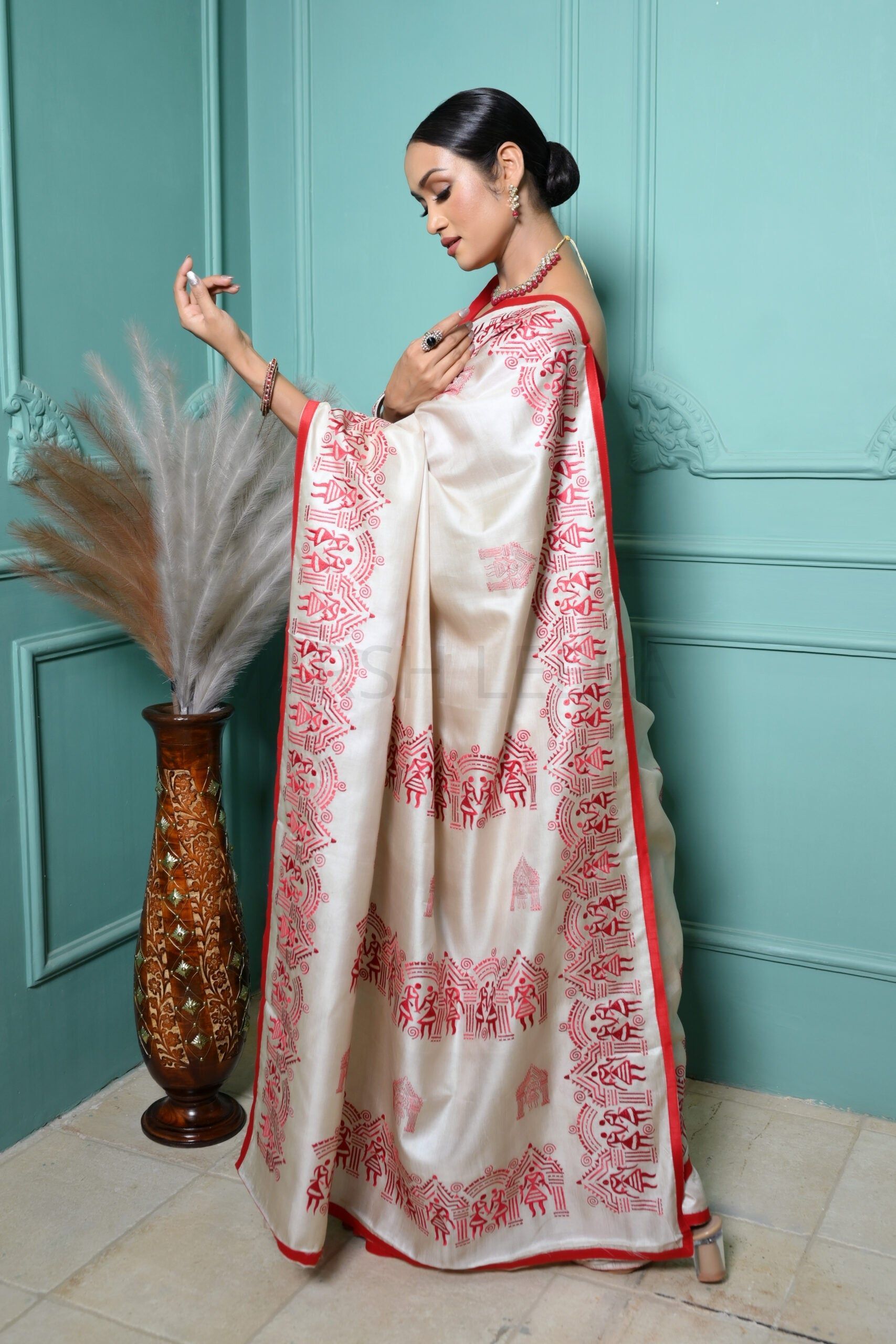 Warm White Pure Kosa Silk Saree with Bastar Embroidery Work