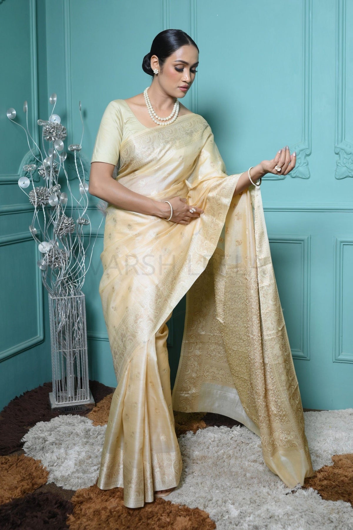 Off White Meena Booty Handloom Pure Kosa Silk Saree