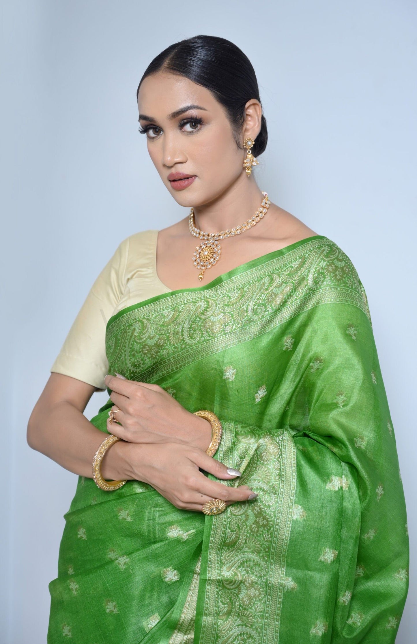 Green Meena Booty Handloom Pure Kosa Silk Saree