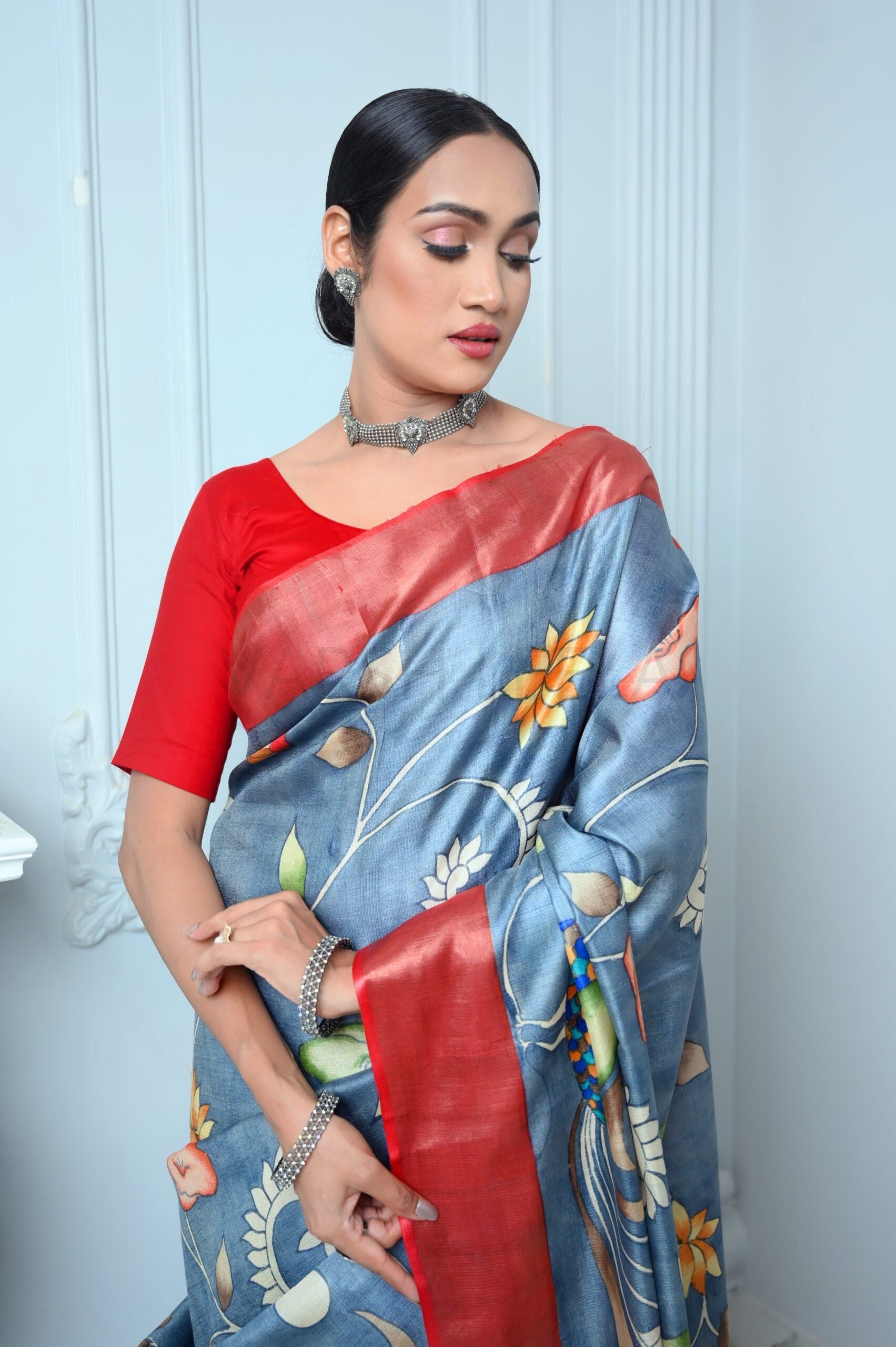 Gray Kalamkari Hand-painted Handloom Pure Kosa Silk Saree