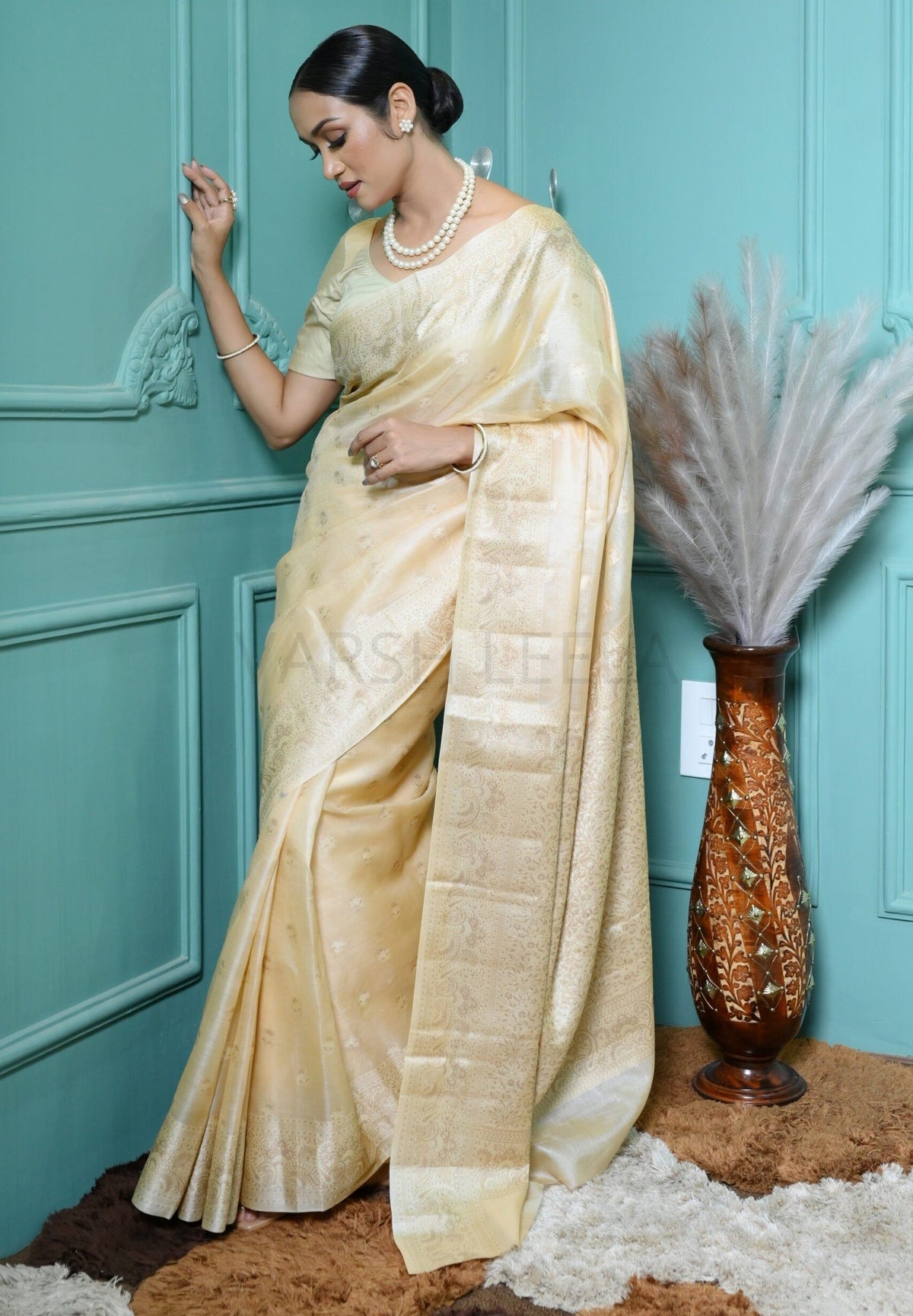 Off White Meena Booty Handloom Pure Kosa Silk Saree